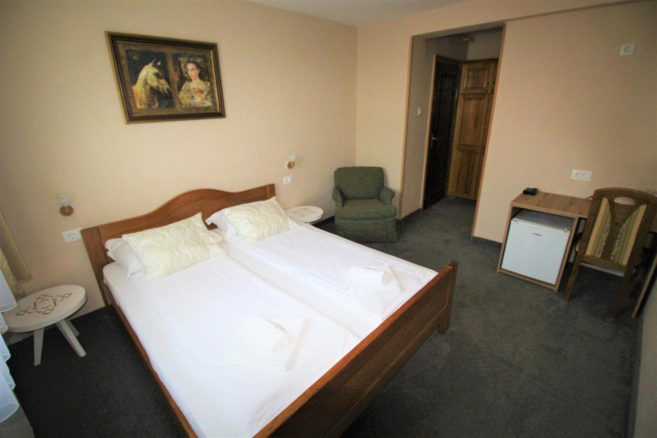Pansion Stari Grad Hotel Sarajevo Exterior photo