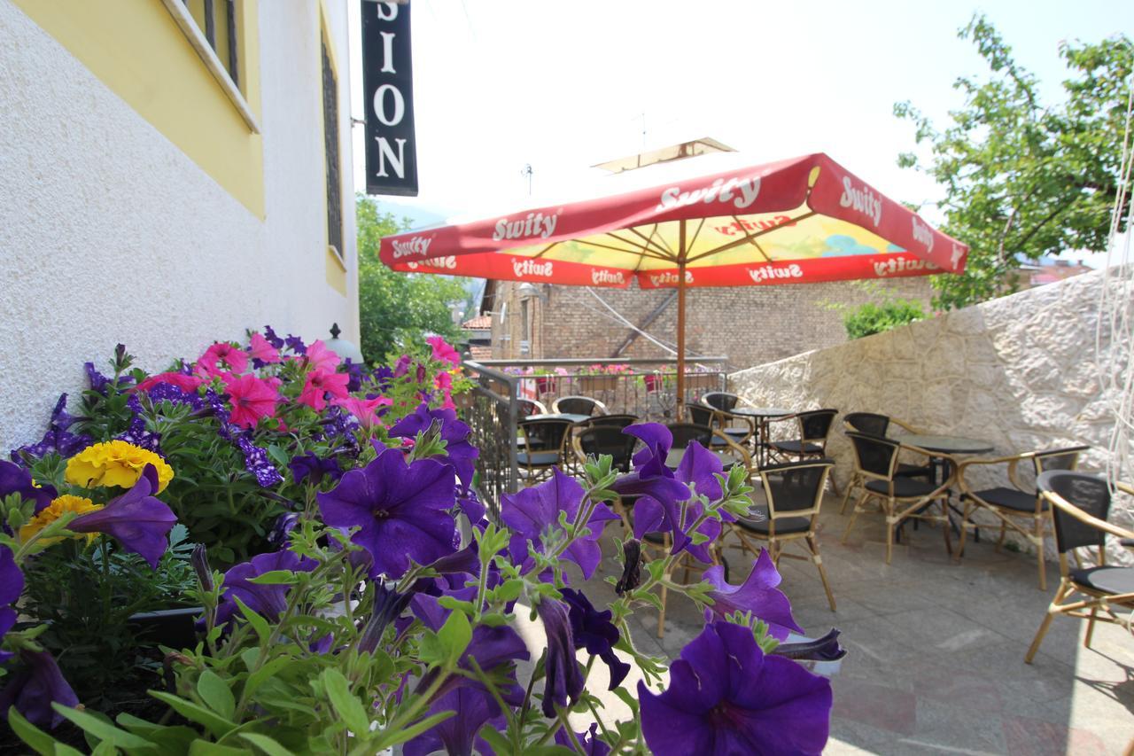 Pansion Stari Grad Hotel Sarajevo Exterior photo